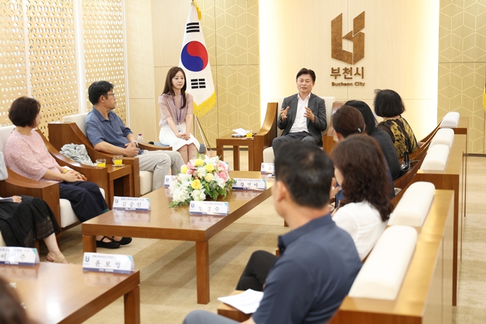 부천시, 생활문화예술인과 소통…‘210, 부천톡톡’ 열어 이미지