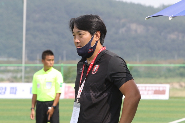 [크기변환]0910 18세 우승-19.jpg