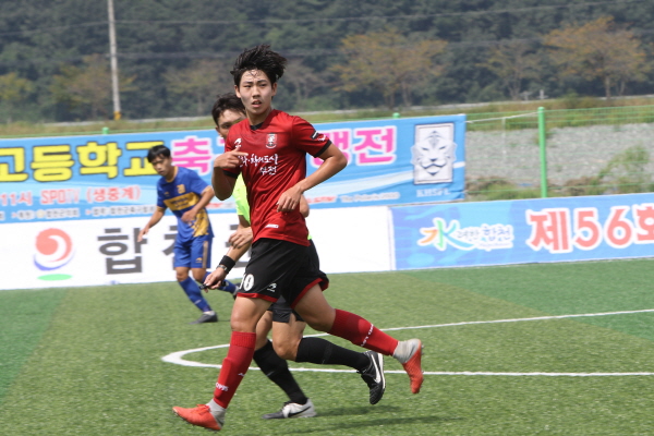 [크기변환]0910 18세 우승-23.jpg