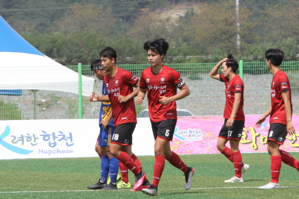 [크기변환]0910 18세 우승-28.jpg