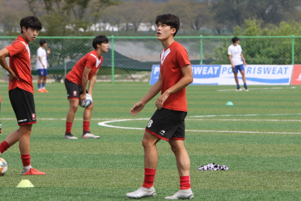 [크기변환]0910 18세 우승-4.jpg