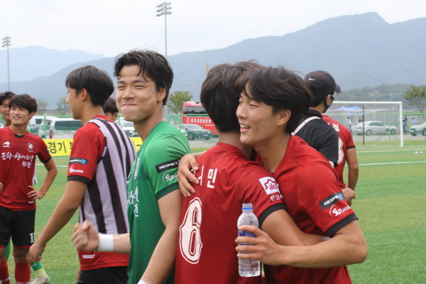 [크기변환]0910 18세 우승-56.jpg